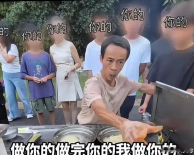 鸡排哥“全国巡炸”崩盘“全国巡炸”草草收场，鸡排哥的商业“认知”已然崩塌。