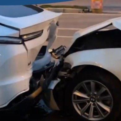 前两天有个事儿让人特别心疼——有位女士刚提新车才三天，开着高高兴兴出门，结果被后