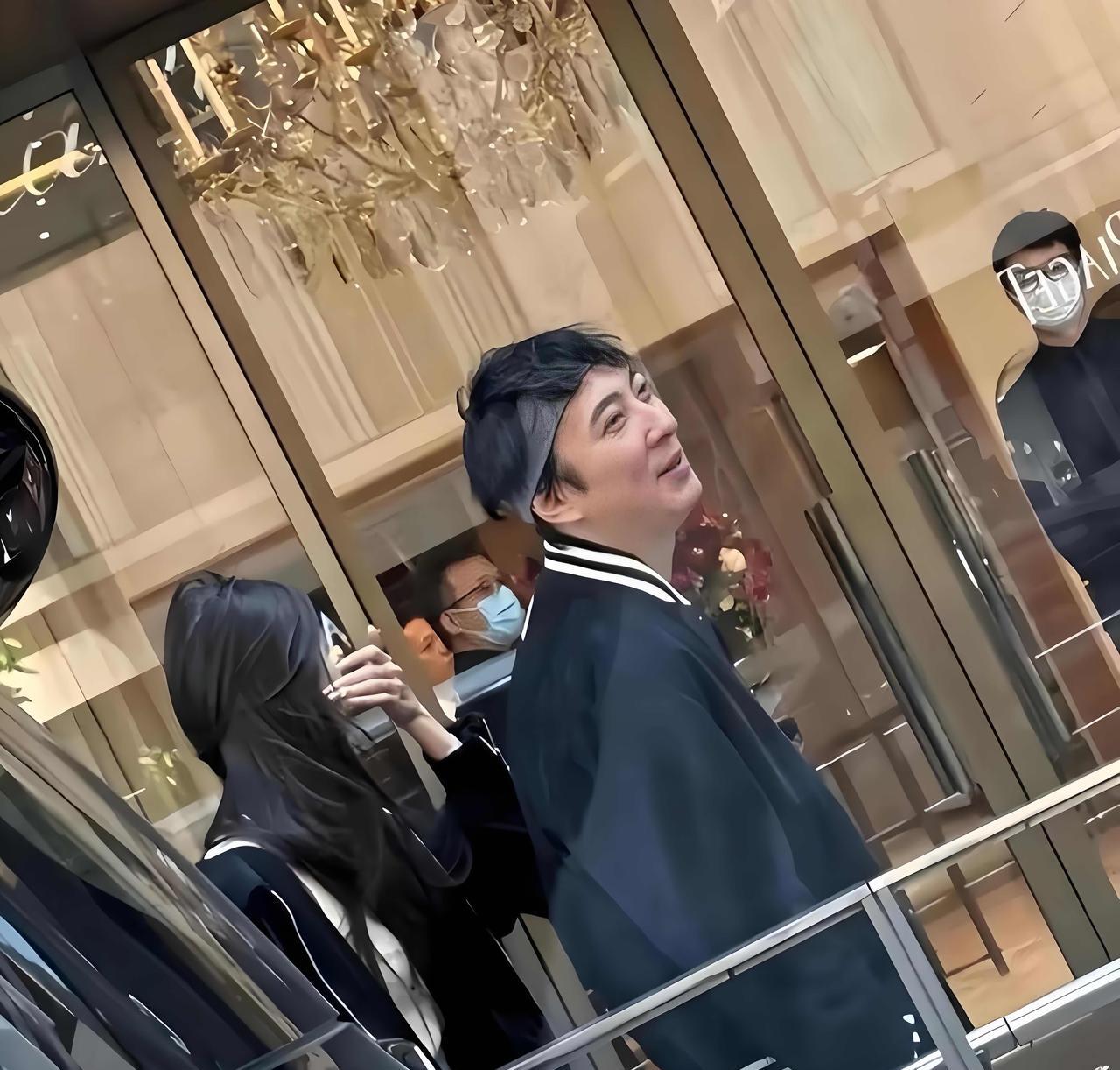 终于知道王思聪，为什么迟迟不结婚了。不是因为没钱了，也不是因为没玩够。而是因