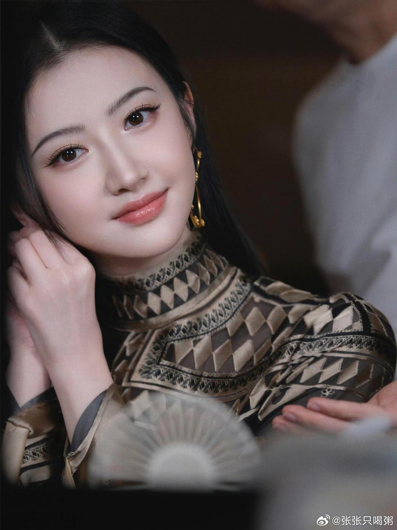 景甜这张脸是女娲设计的吧！