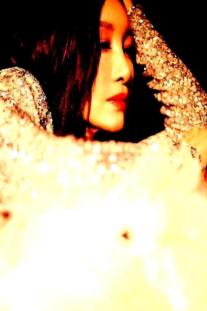 郭麒麟管秦海璐叫妈，郭德纲见了她都得敬三分。这个女人，到底什么来头？不光郭