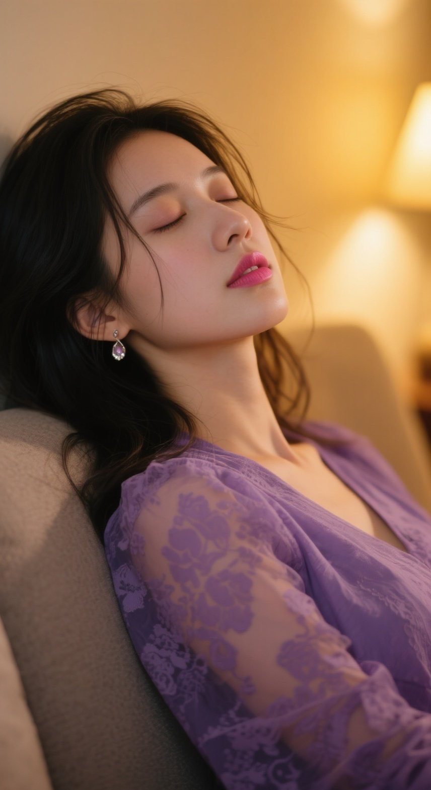 美眉紫纱闭眼浅笑倾国倾城
