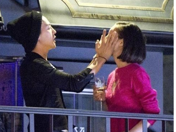 偶然刷到<em>水原希子</em>的社交动态，她最近晒出了自己穿韩服的照片，温婉又迷人，更让人意外