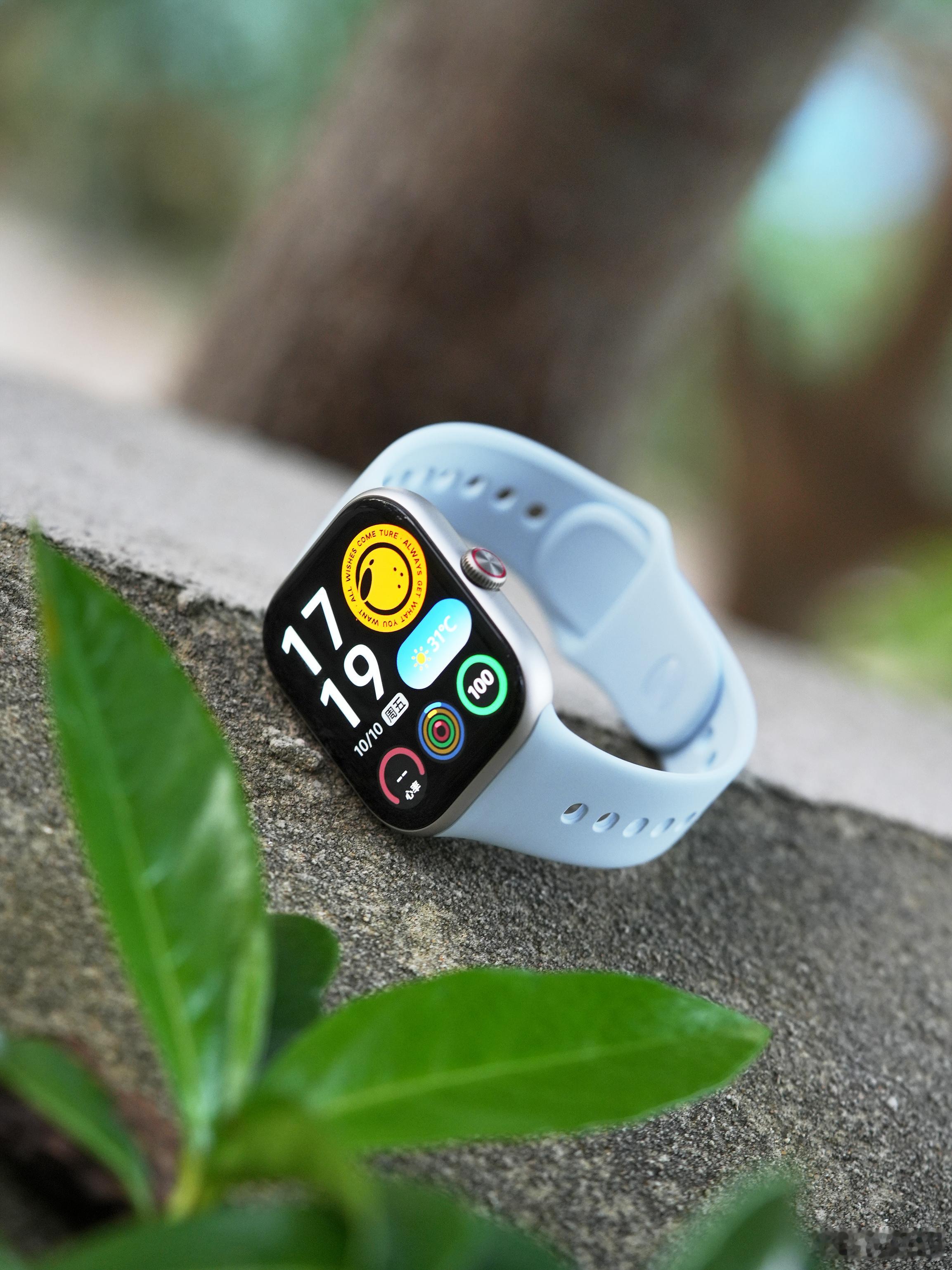 vivoWATCHGT2，一款颜值非常高的大屏智能手表。2.07英寸窄黑边屏