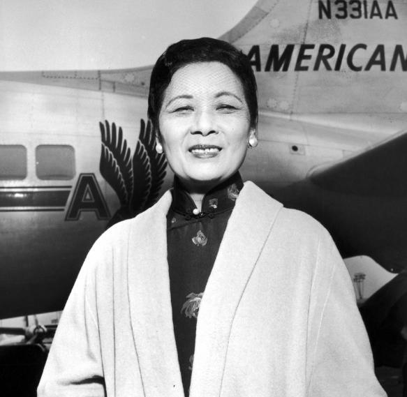 惊天黑幕！1937年民众血汗钱买战机，1300架变300架，宋美龄私吞千万军费真相曝光！