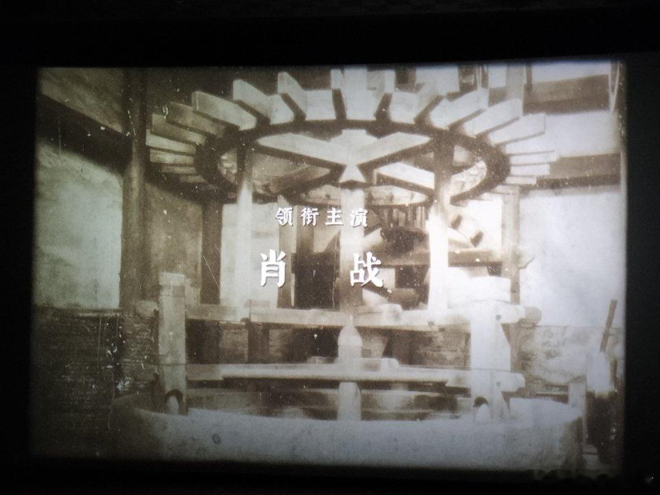 得闲谨制新repo上映第一天看的第一场，第一波影评来了。说实话，整部电影充斥着“