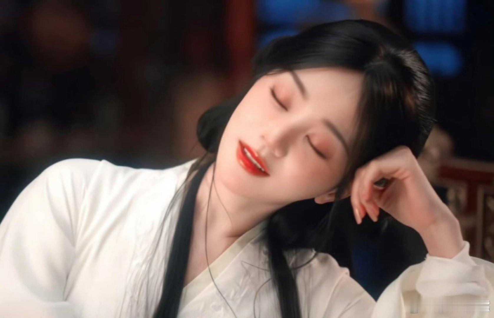 恰逢雨连天柠萌古装剧《恰逢雨连天》丁禹兮、卢昱晓、胡意旋等主演领衔主演：丁禹兮