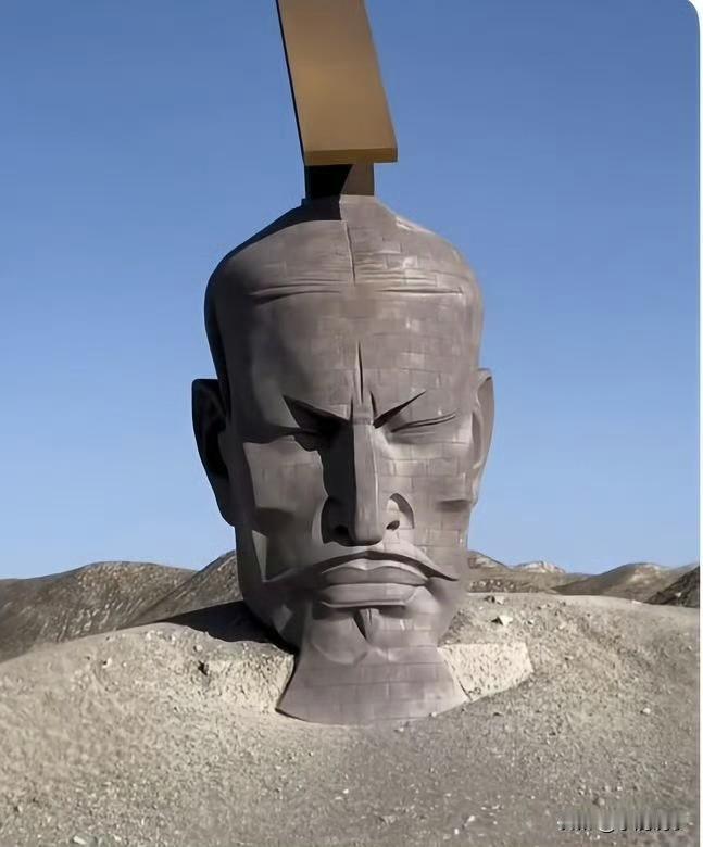 甘肃文旅这波操作真是把自己架在火上了。本想发个视频拉拉人气，结果评论区全被那尊汉