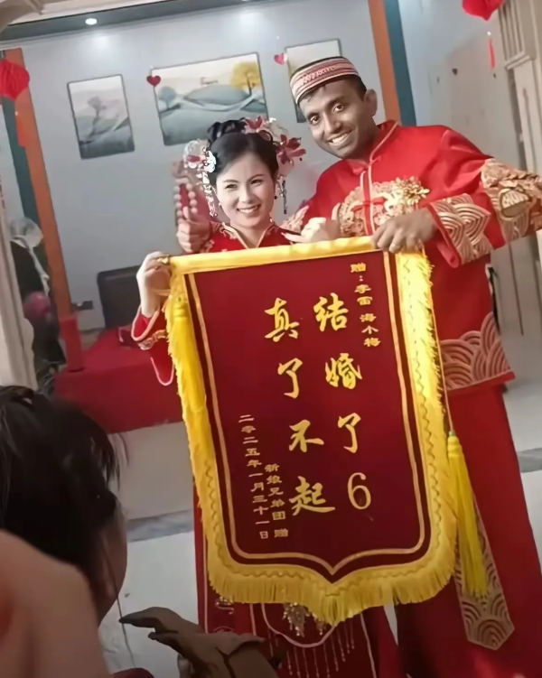 只要是外国人，女孩都喜欢，来一千万外国人，就会跑掉800万女孩，大以后借着旅游名