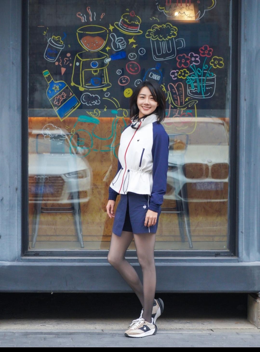 这双鞋子一眼相中了，就是不知道是什么牌子。