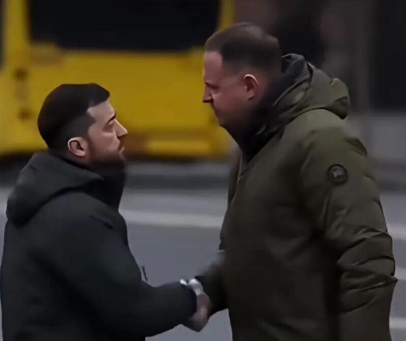 泽连斯基是坚强的。叶尔马克被设局不得不辞职保护总统。今后，叶尔马克去前线抵抗俄罗