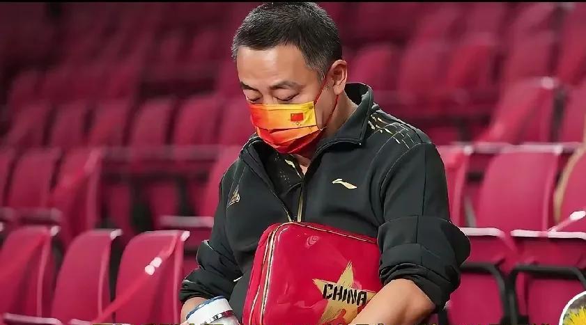 消失已久的WTT财务事件随着樊振东凤凰卫视的独家专访又重新燃了起来。小视频又开始