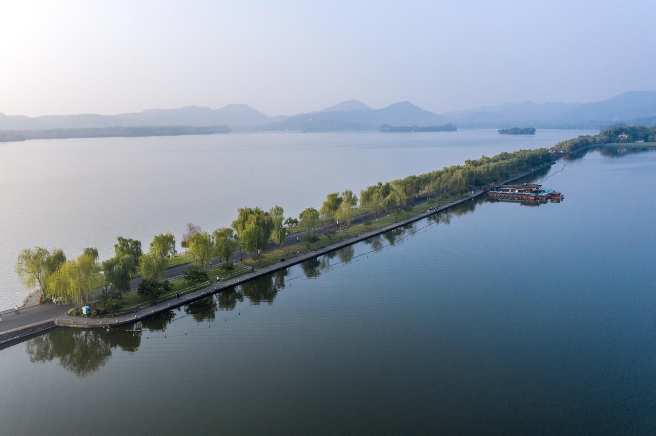 浙江省委最新部署事关最重要的两座城市7月23日，省委书记王浩在宁波调研并主持召