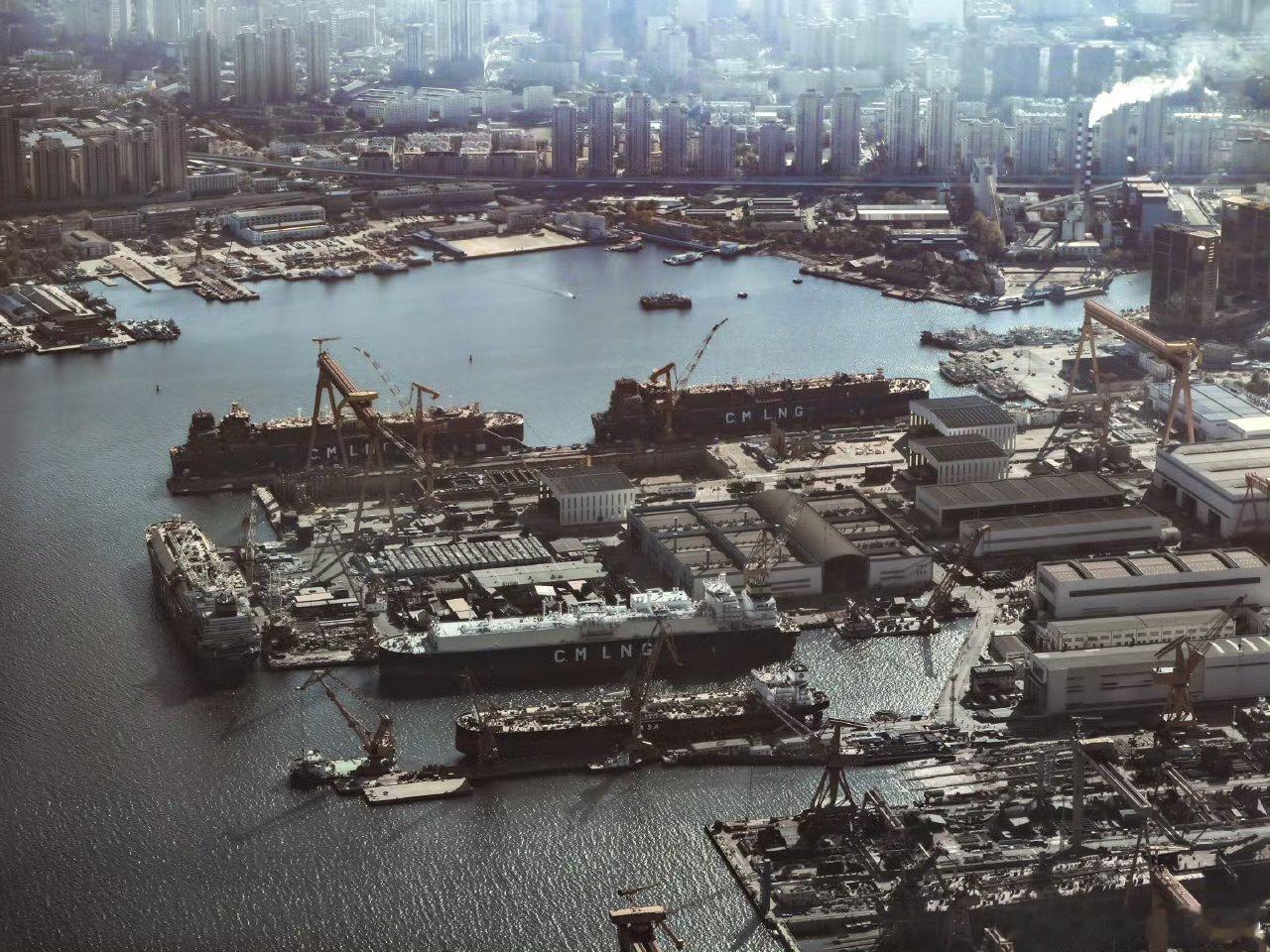 达利安的004，两个屏蔽箱都已到位，核的，进度还很快！