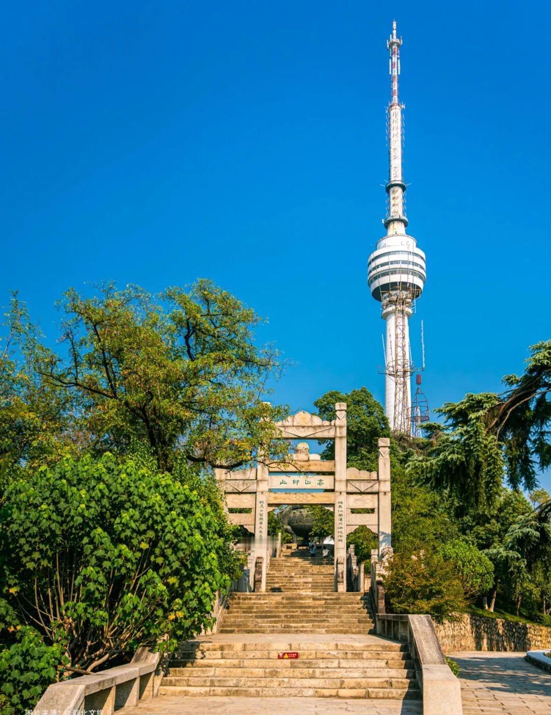 武汉登山徒步赏秋指南【发布！武汉秋日最美徒步线路来了】总长2426余公里的绿道，