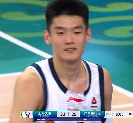 发挥超出预期！广东104：113上海无缘半决赛，广东盖帽6：1上海完全没想到！