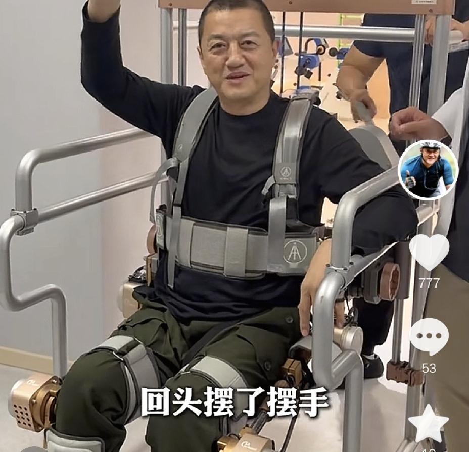 李亚鹏，太令人担心了，9月2日傍晚李亚鹏更新了一则短视频，镜头里的状态着实