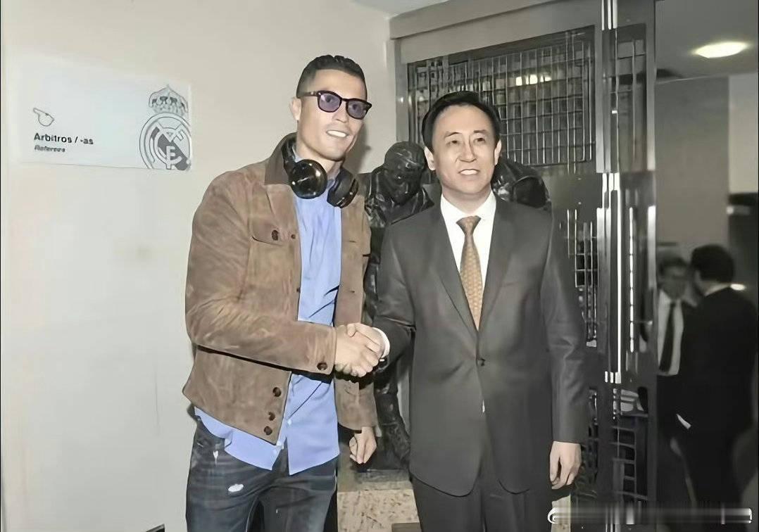 还是老许命硬，这么久了才被反噬，追觅几乎是同时​​​