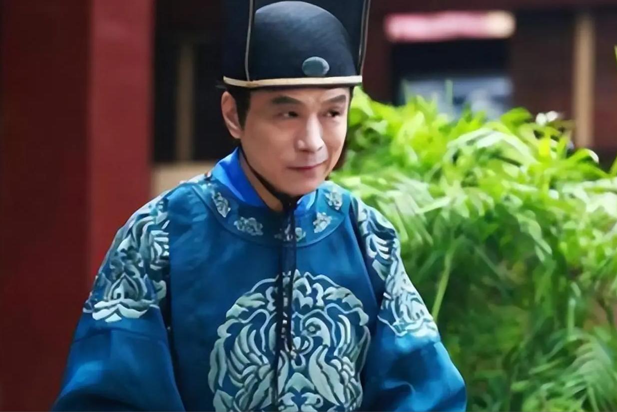 一个太监竟两次干预皇位继承人，若不是此人，北宋恐怕就亡于赵光义了！宋初，有个太