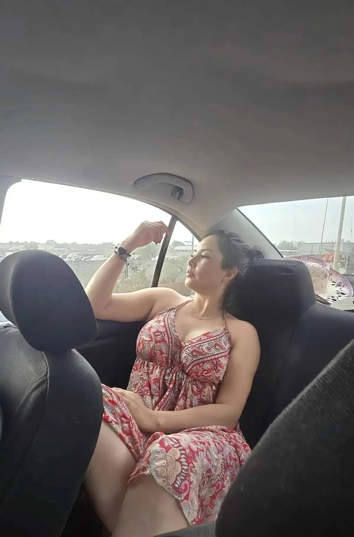 到底咋样健身，才能练到这样的胸肌呢？难道是天生的吗