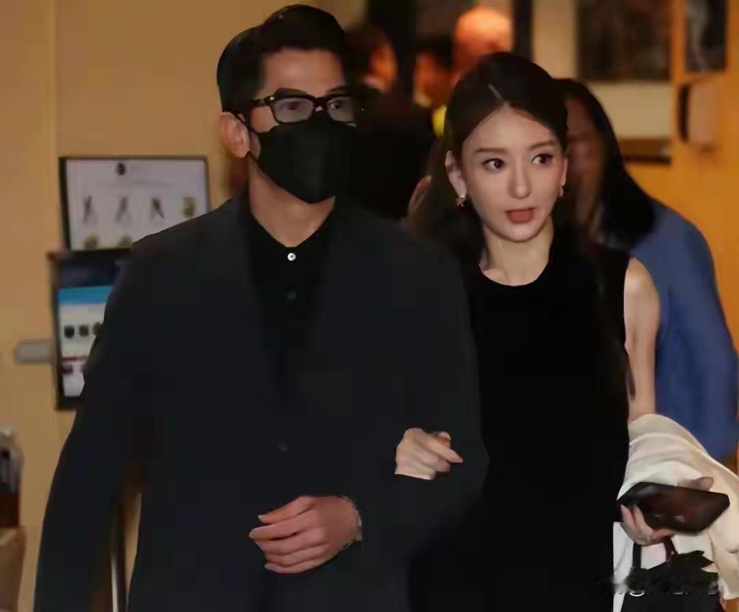 方媛连生3个女儿,其实很常见的了。我认识一个阿婆,她还真是一肚子的女儿。在她那个