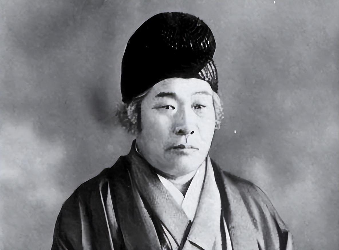 日本有一个非常著名的预言家——王仁三郎、他曾经预言2030年前后日本将会灭亡、这