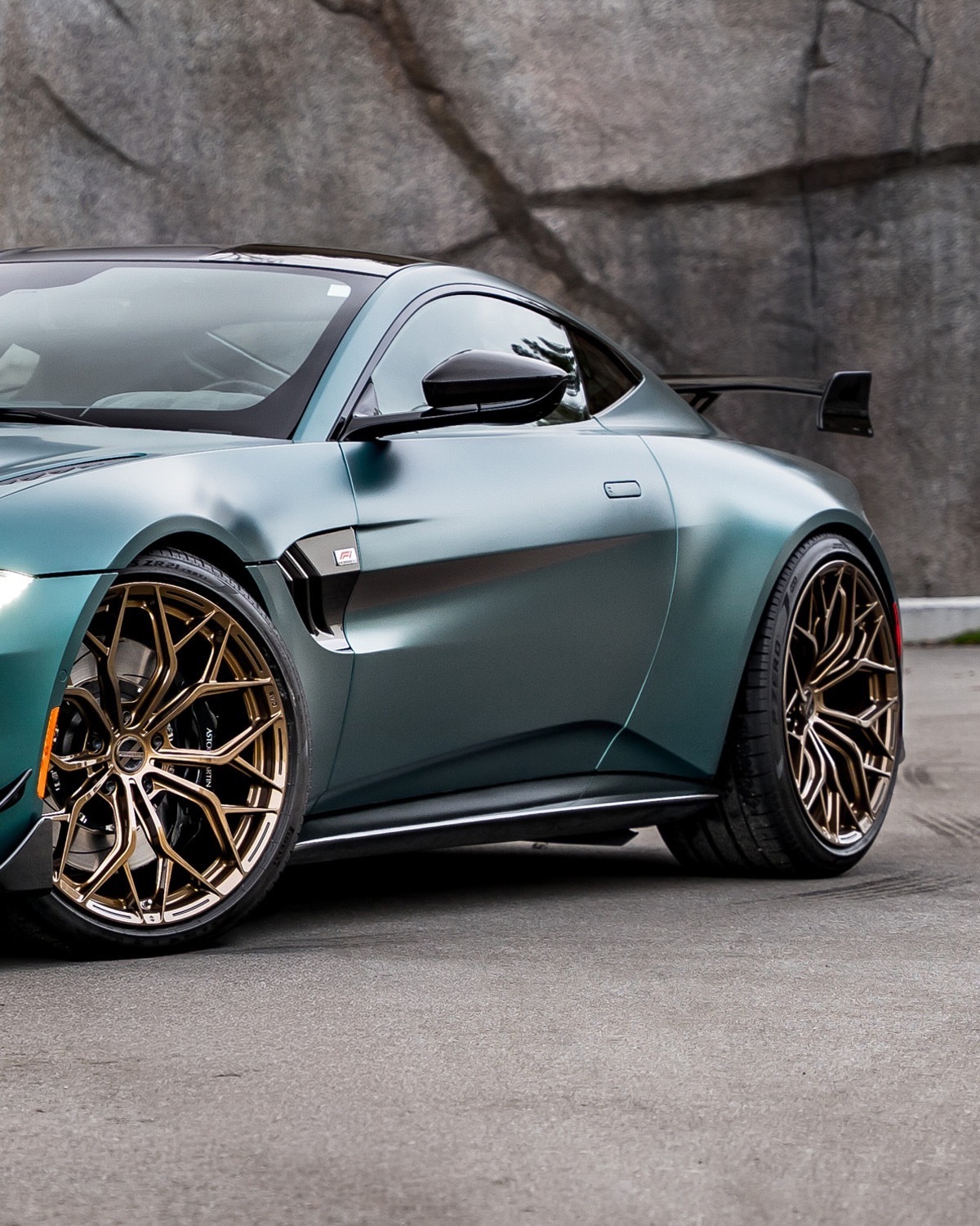 Car时尚F1版Edition🏁这就是阿斯顿·马丁Vantage原本应该