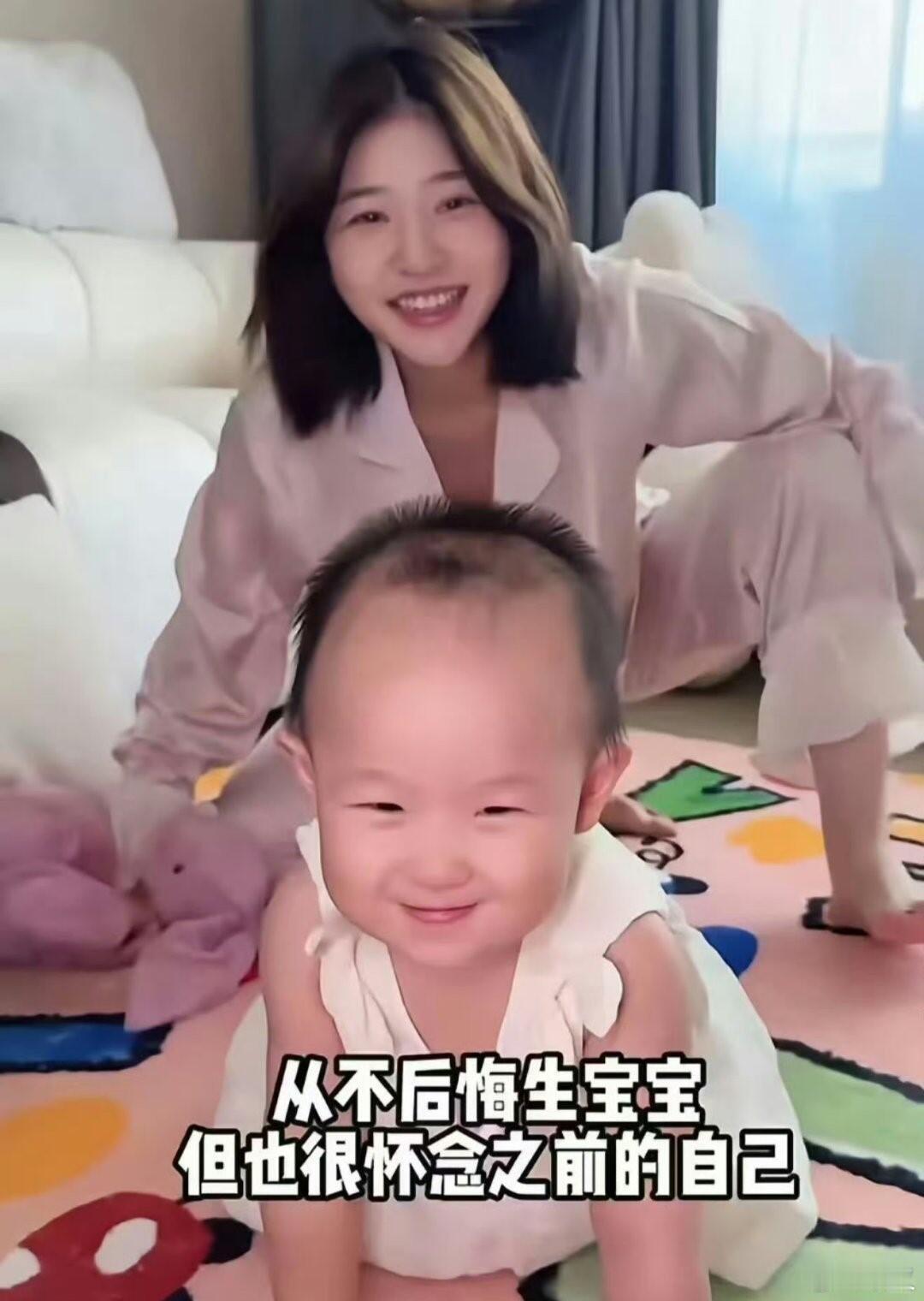 黄一鸣摸帅哥腹肌直接摸帅哥教练腹肌，还坦然接受公主抱，黄一鸣这行为你怎么看？