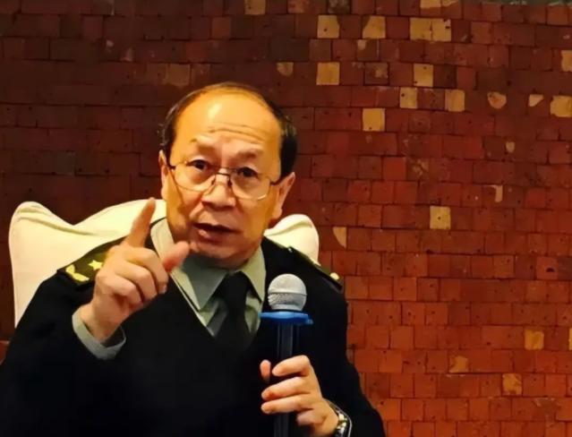 “中国人不守信用，在19世纪年间白纸黑字签了永久割让土地条约，如今却要反悔！”2