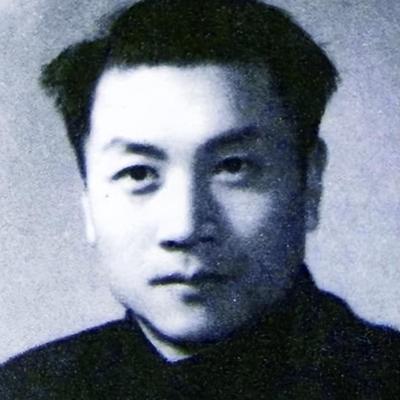 1944年，地下党任远被捕，他被捕后，装疯卖傻，企图蒙混过关。谁知在狱中
