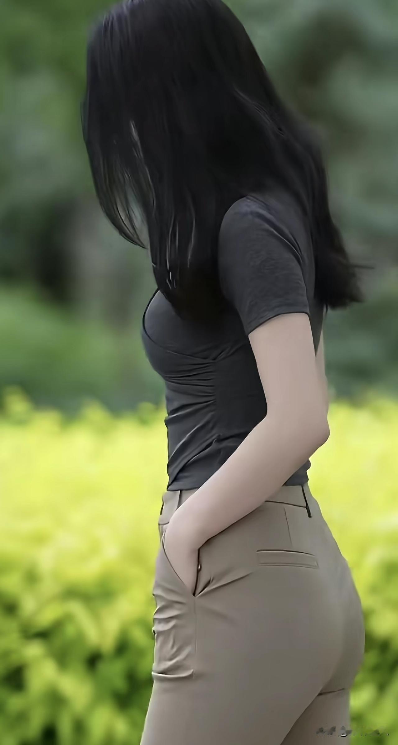 如果年轻人乐意闯天下，希望你听进去这几句话。1、哪里房价高，就去哪里工作。大