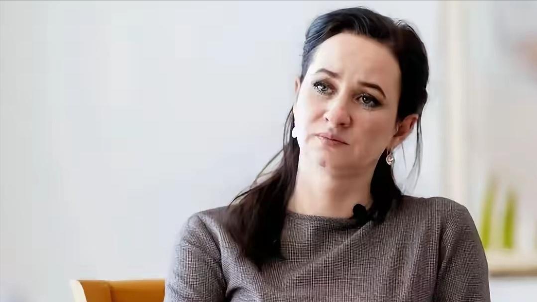 立陶宛，爱沙尼亚等小国的政客根本就没有认识到，或者干脆就没有这个认知能力：中美等