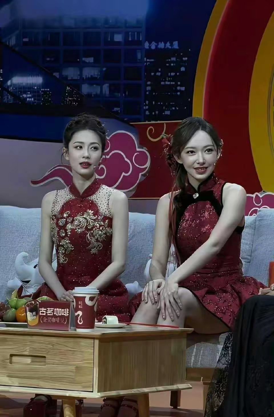 这可是央视的镜头啊，太真实了​​​