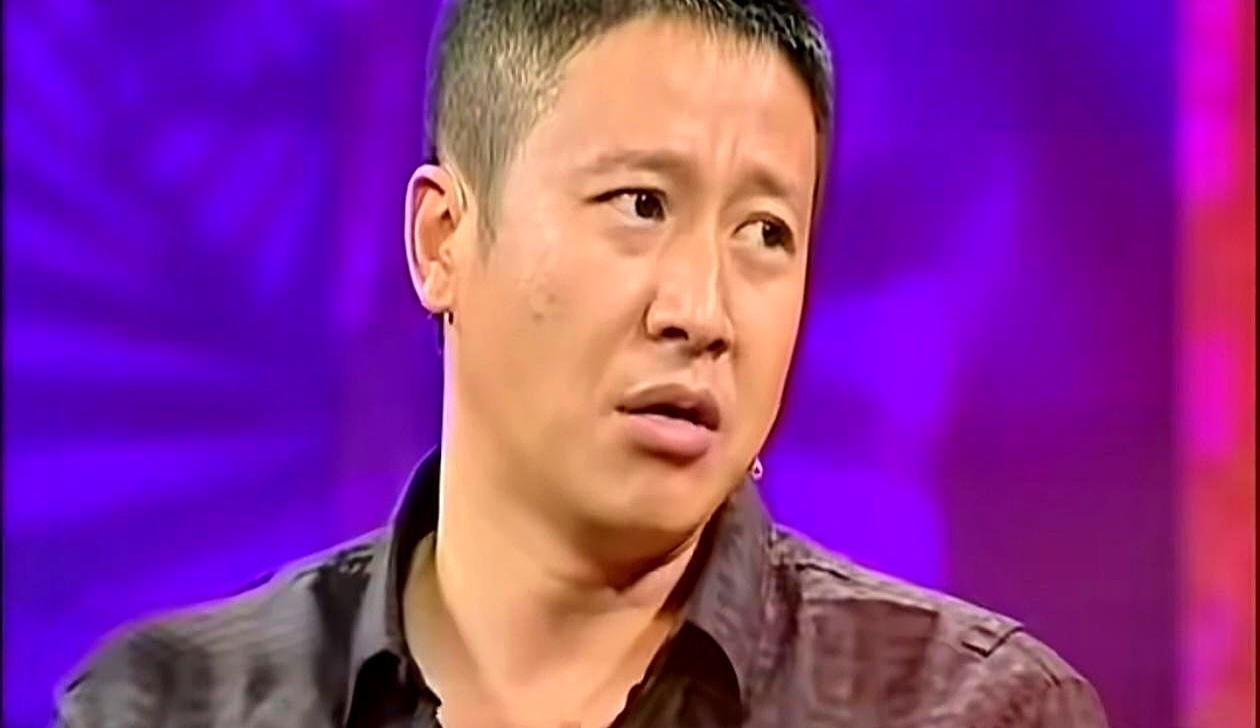 张国强回佳木斯打车，司机师傅一脚刹车，扭头看他半天，眼眶通红地把计价器按了：“哥