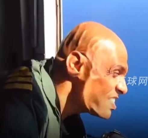 最近的一个视频直接给大家伙看得嘴都合不上，印度有个前海军上校坐军用飞机飙在300