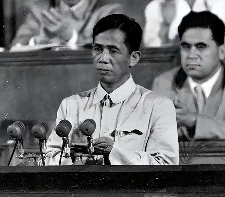 越南扔掉26万"垃圾"，中国捡回千亿财富！1978年，越南做了一个让他们后悔半个