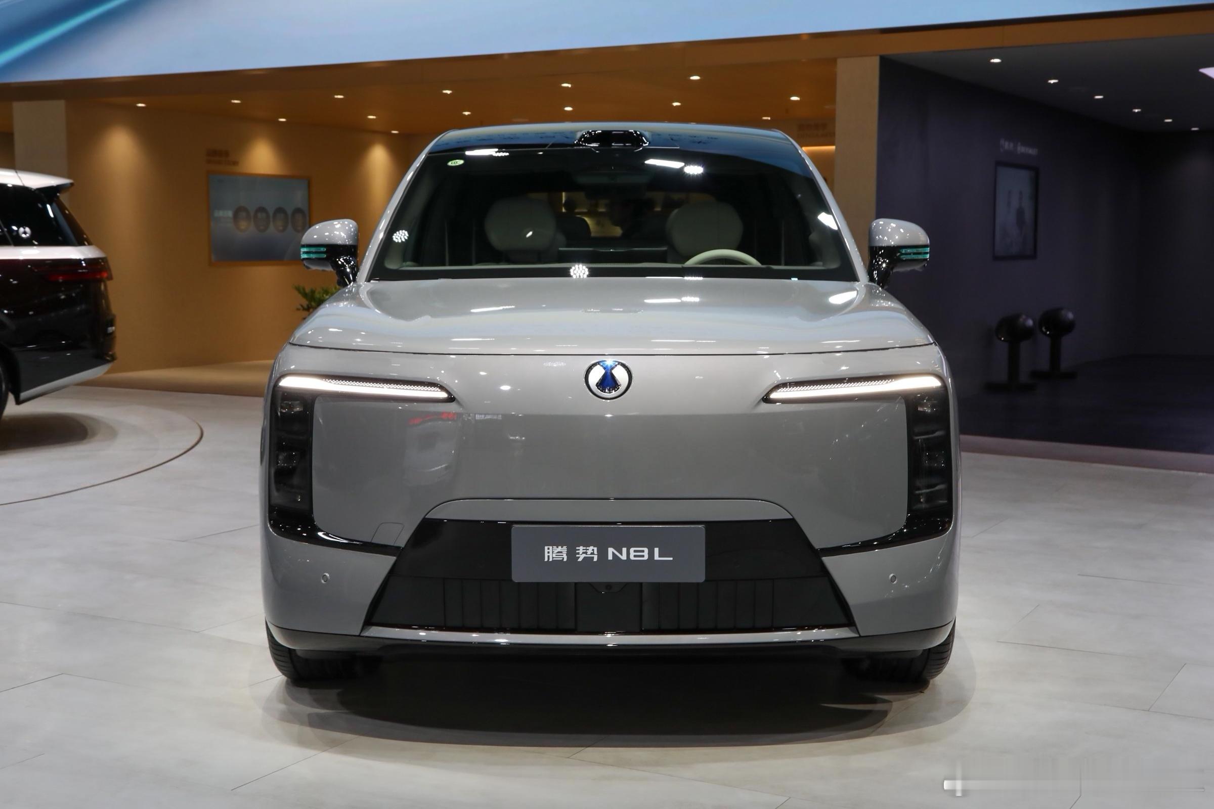 腾势N8L变“单眼皮”之后…成了尊界汽车设计大v聊车我与汽车的日常