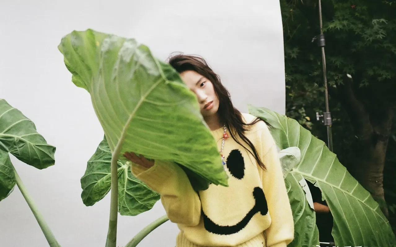 我相信，当陈芋汐拿到全运会的冠军的那一刻时，她的人生又发生了改变。这全运会的比