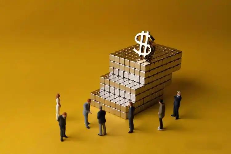 中国的资本，已经开始不受管控了，政府必须要提高警惕！全程44公里车程，耗时65分