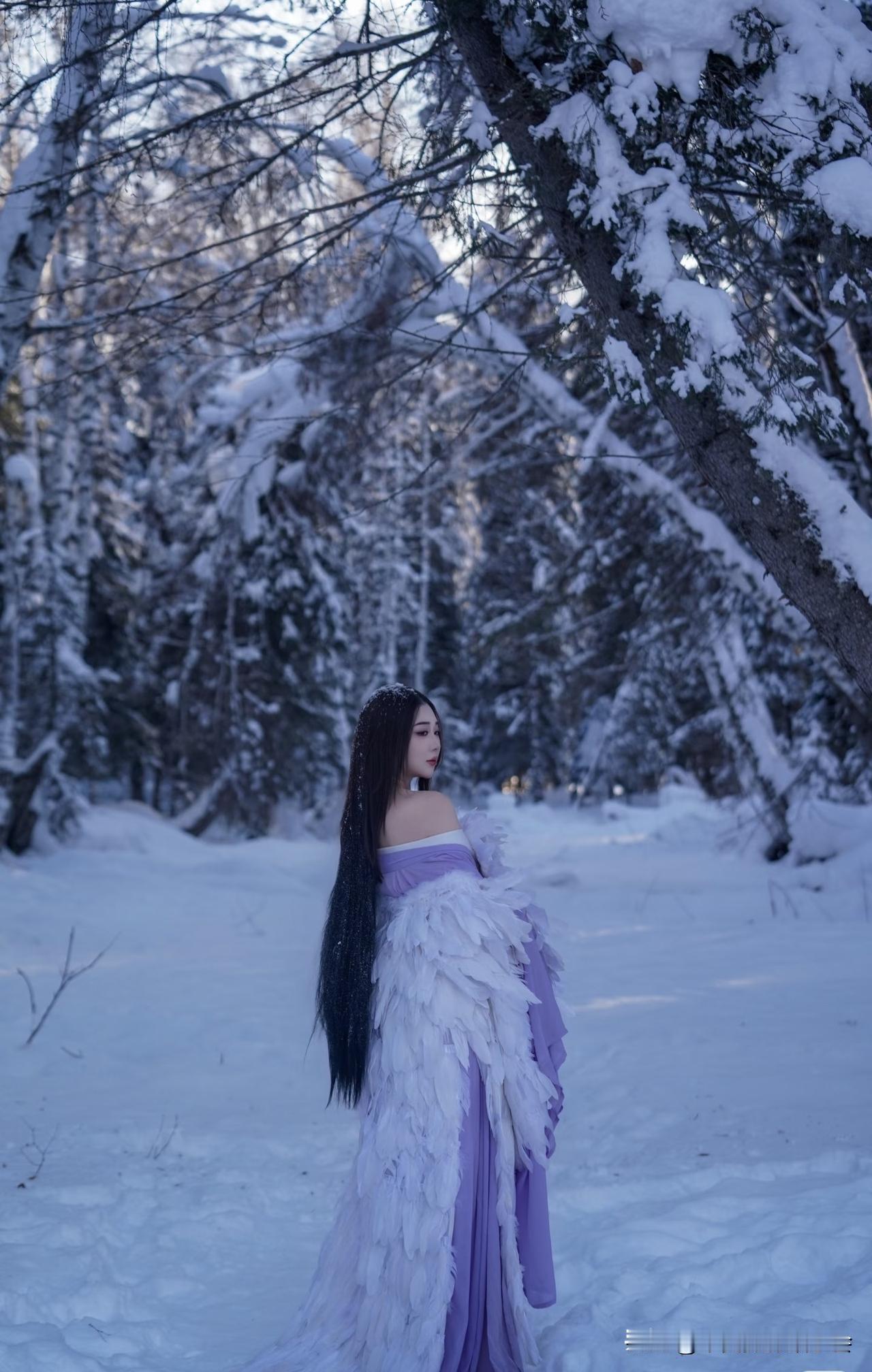 汉服+冰雪大世界汉服雪中写真故宫雪景汉服雪境汉服写真冰雪里的中国风汉服滑