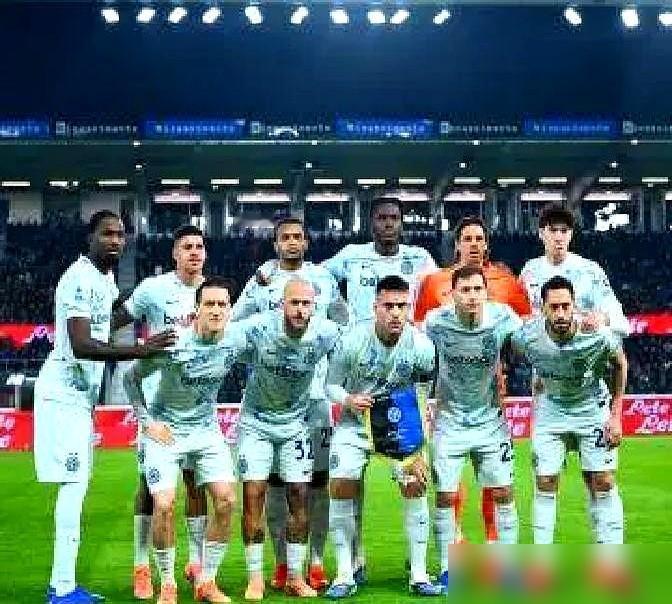 7800万欧元。这不是工资，是唐纳鲁马给“忠诚”这两个字，开出的公开拍卖价。你还