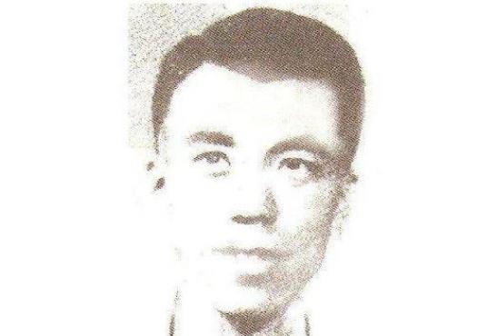 1952年，志愿军张文荣被美军策反，乘坐美军飞机准备潜入我军阵营，谁知在跳伞前一