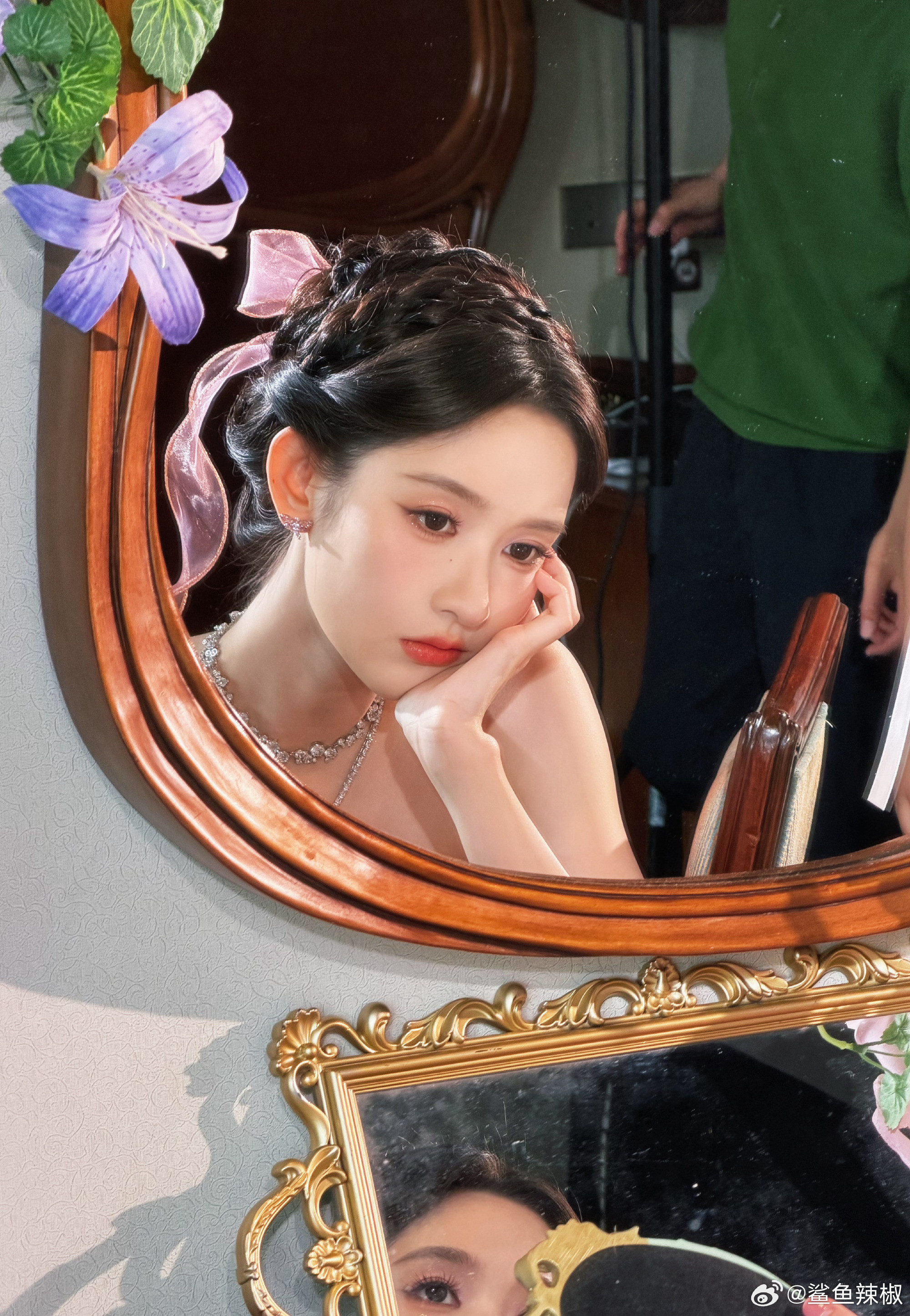 王玉雯最新紫裙造型看得出她是公主💜