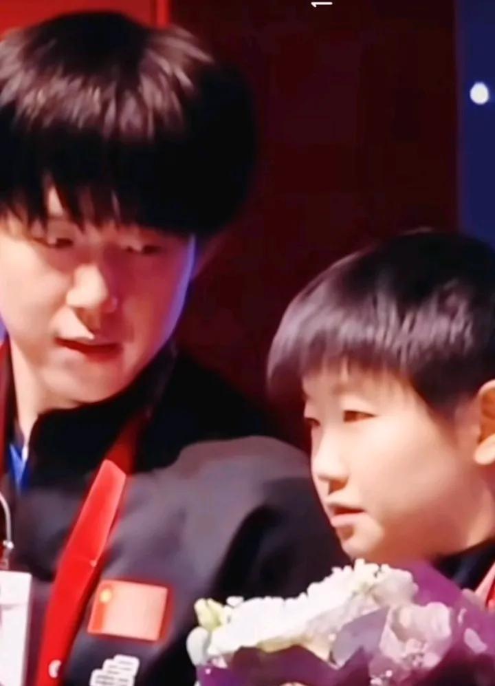 坚定自信，静待佳音！眼神、习惯都不会骗人；过来人都懂！不到官宣我就不会放弃