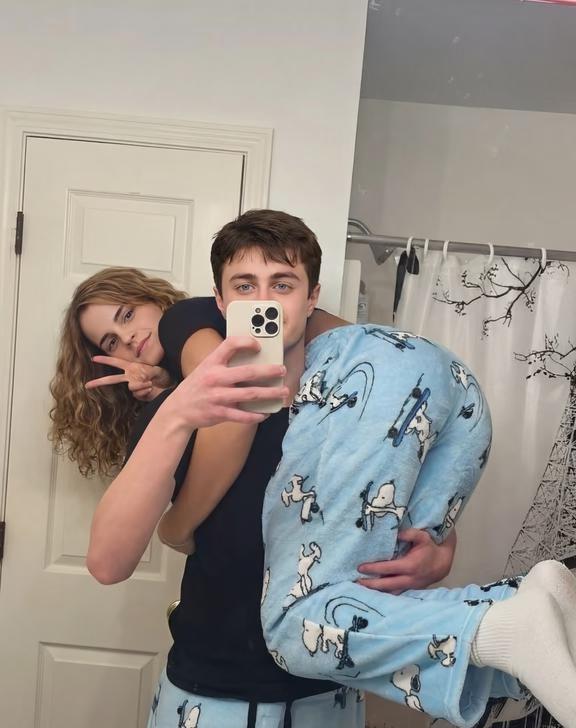 如果哈利真的爱上了赫敏！！如果现实世界里，哈利波特的扮演者丹尼尔·雷德克里夫，