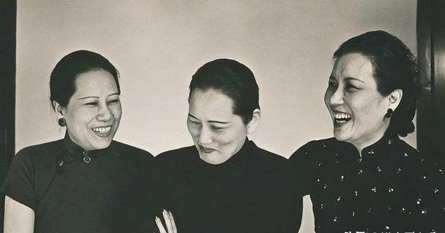 宋美龄去世之后，已经高龄的孔令仪做主把她生前居住过的房屋和使用过的一些器具拿出来