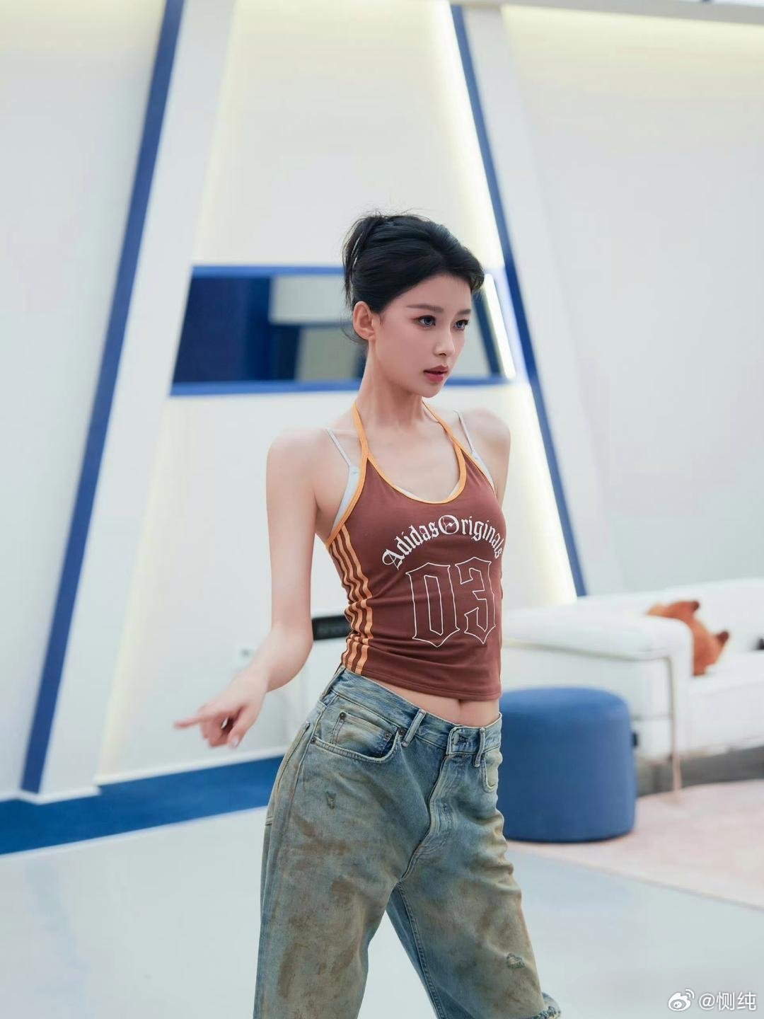 孙怡是女明星里穿脏脏裤最时髦的女人了！