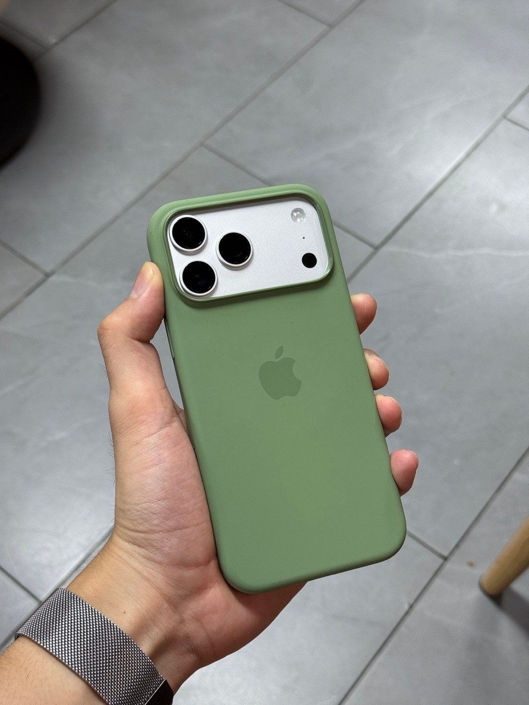 iPhone17中国市场卖爆我的天好恐怖iPhone17系列直接卖了1329万台