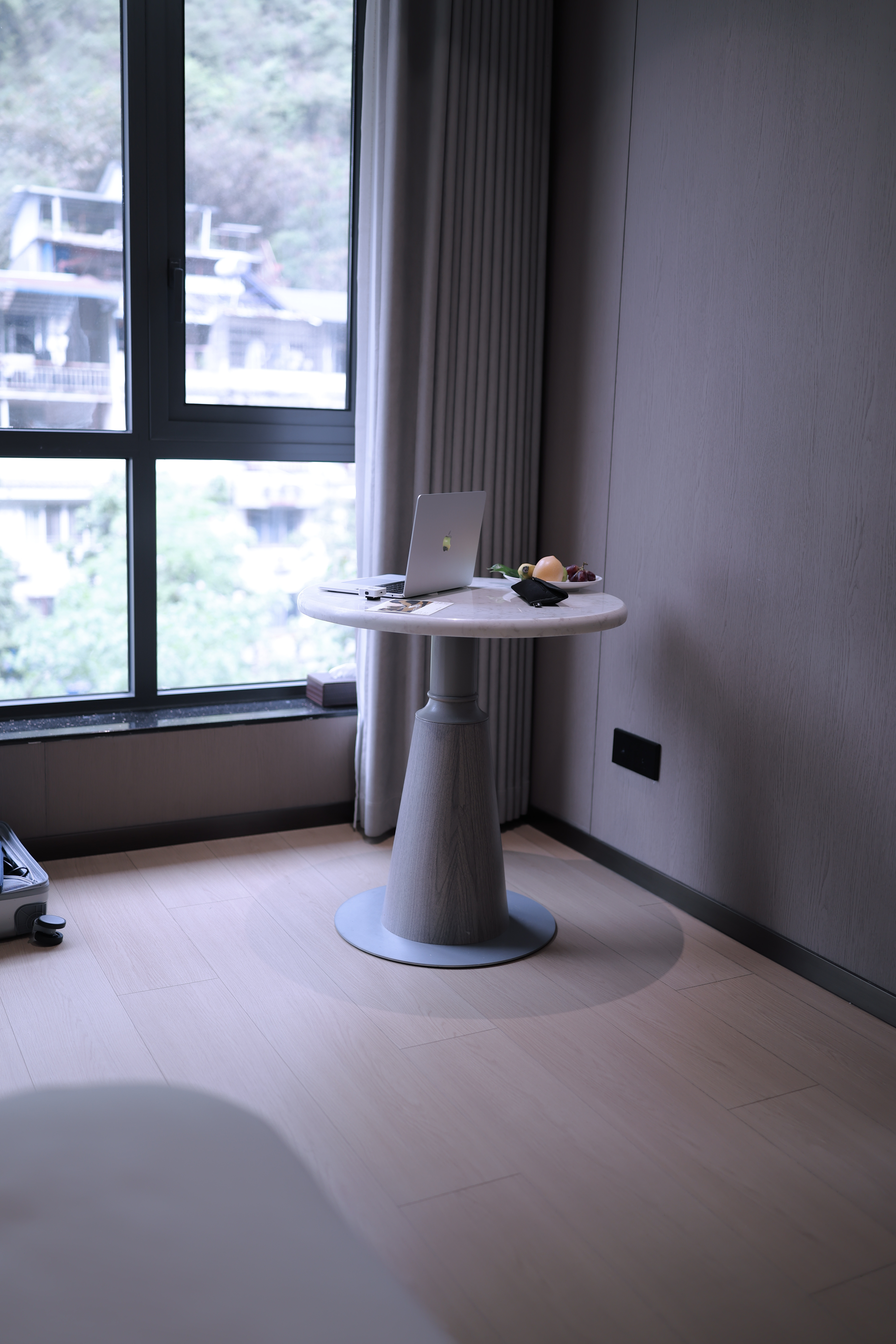 到酒店了，今晚凯迪拉克品牌春季艺术大赏见！大v聊车桂林·阳朔