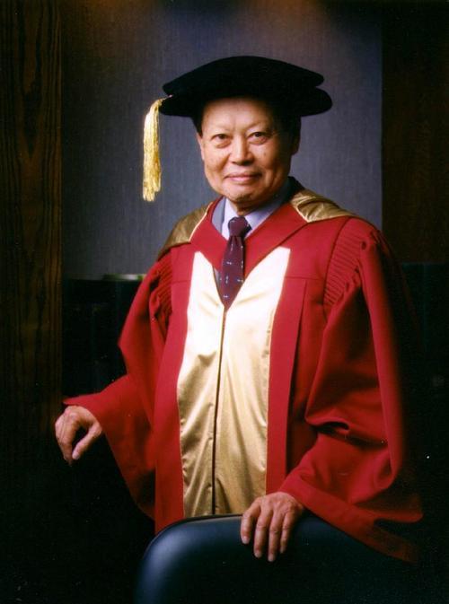 全球各学科的泰斗人物：1、物理学，爱斯坦因2、化学，门捷列夫。3、生物学，